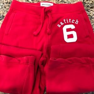 Like new boys abercrombie sweatpants size Large